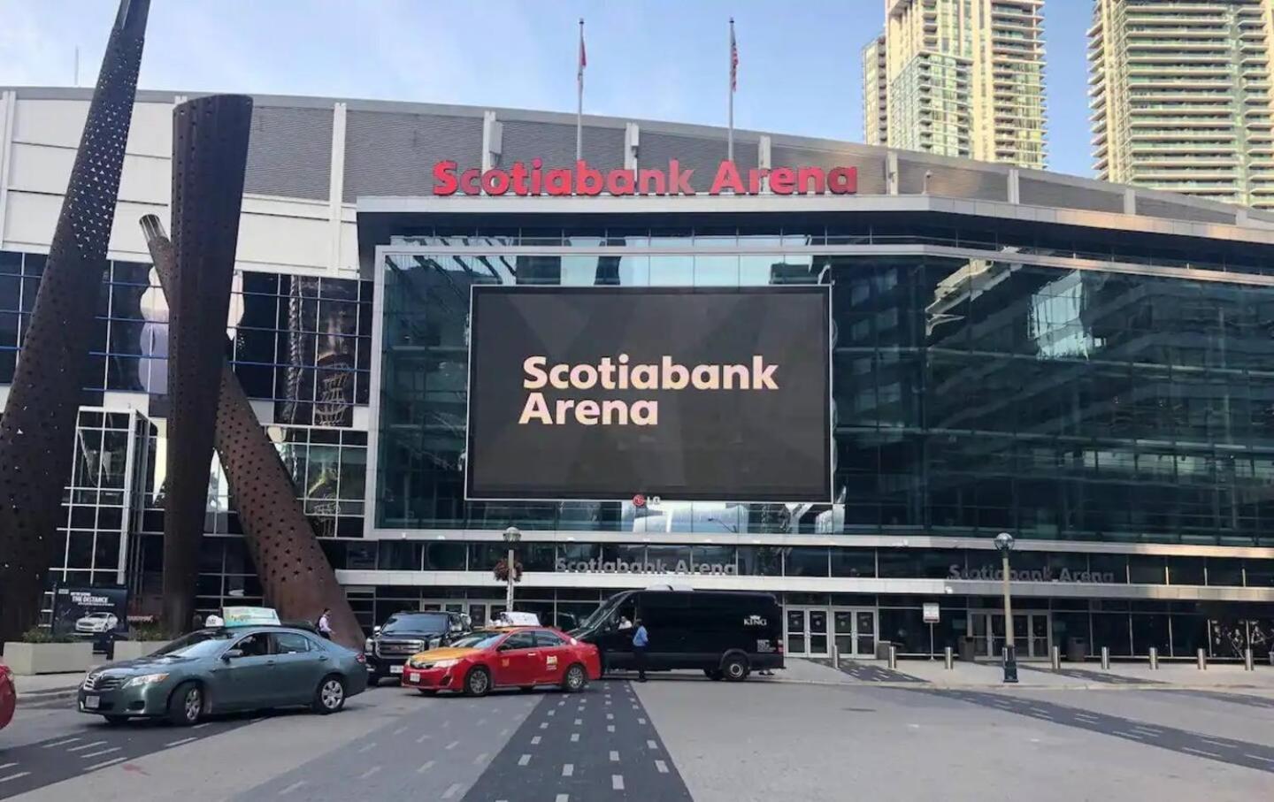 3 Bedroom Beside Cn Tower With Parking Downtown טורונטו מראה חיצוני תמונה